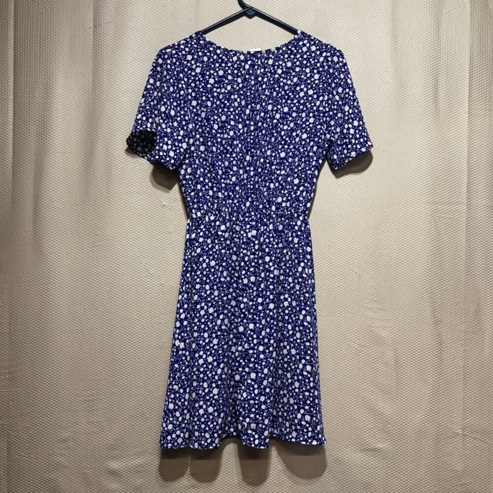 Sienna Sky Blue White Floral Wrap Mini Dress Medium Short Sleeve Button Waist - Picture 11 of 11
